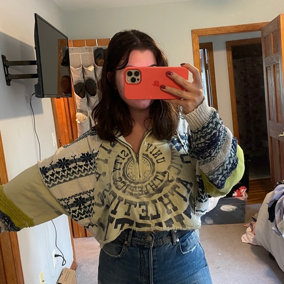 Free People Tops - Free People Crop Sweater